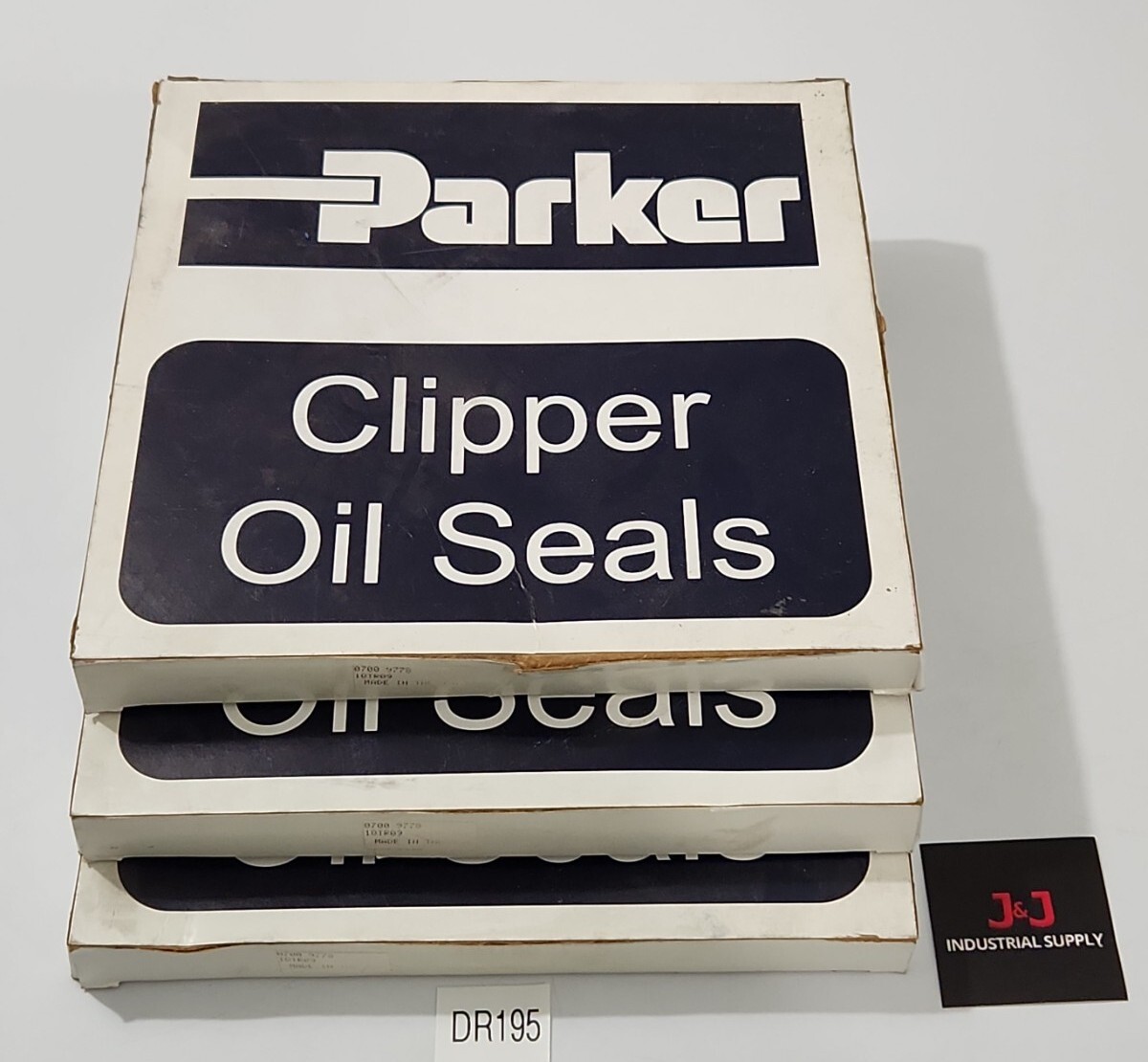 *NEW SURPLUS* LOT OF 3 Parker 0500-6585 Oil Seals S-9778-RPDT + Warranty!