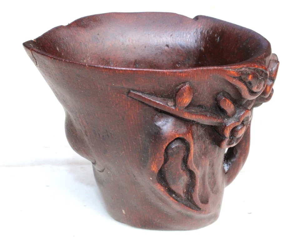 ANTIGUA TAZA DE LIBACIÓN CHINA TALLADA MADERA BAMBÚ ESCENA FLORAL Foto 2 de 4