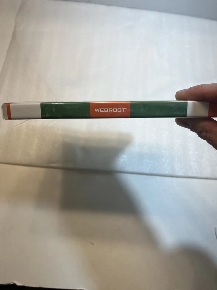 Webroot Internet Security with Antivirus 3 Devices PC, Mac, and Mobile Sealed - Image 3 of 4