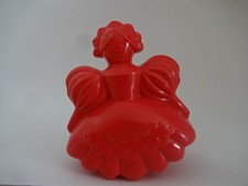 Mała zabawka / dama w sukni balowej w 17 JHD / Jest kula dźwiękowa w obudowie