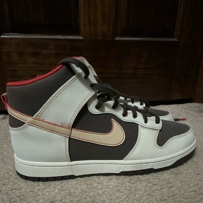 Nike Dunk High SE Baroque Brown