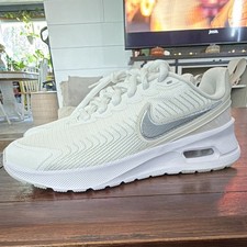 New Nike Air Max Nauxis SE Womens Shoes