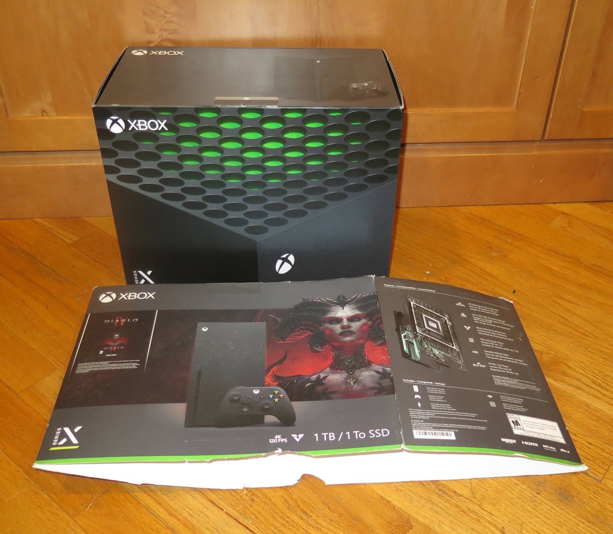 Microsoft - (中古) Xbox Series X​ Microsoft Xbox Series X Diablo IV Bundle 1TB Video Game
