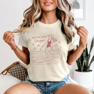 Ride The Waves Cowgirl Damen T-Shirt Surfen Strand Tee
