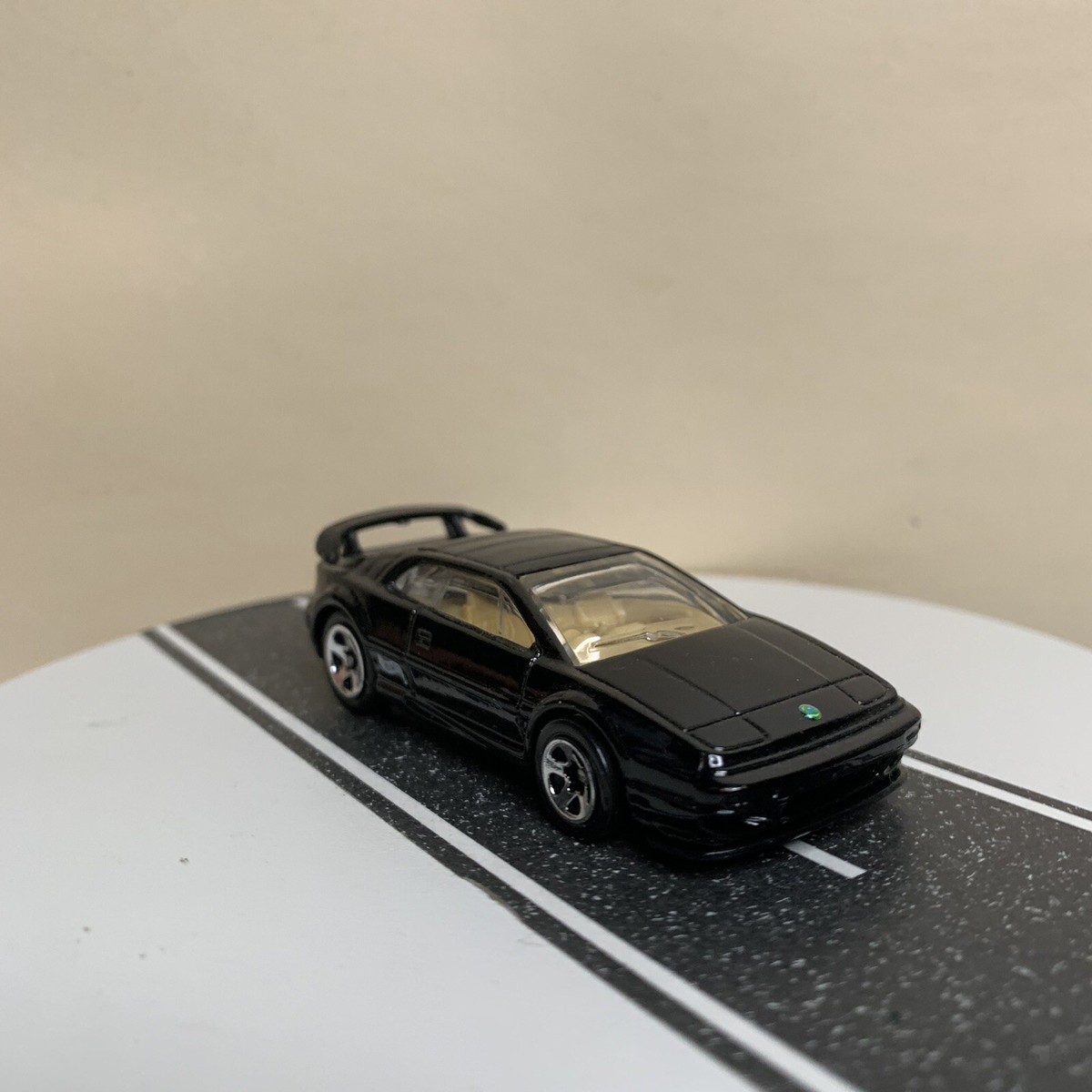 2002 Hot Wheels #44 First Editions 32/42 LOTUS ESPRIT Black w