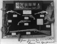 8" x 10" Photo 1921 Jesse James and associates. Guns and equipment