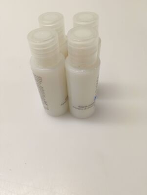 Karisma Dusch Shampoo Flasche  Körperpflege 80 Stück 30 ml