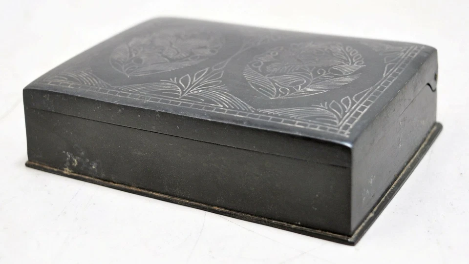 Antigua caja Supari de tuercas de betel de hierro original pintura Bidri hoja de plata fina antigua Foto 3 de 4