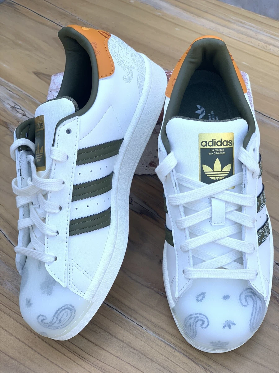 Adidas superstar white olive top