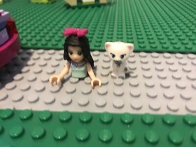 LEGO FRIENDS: Emma's Sports Car 41013 99% Complete