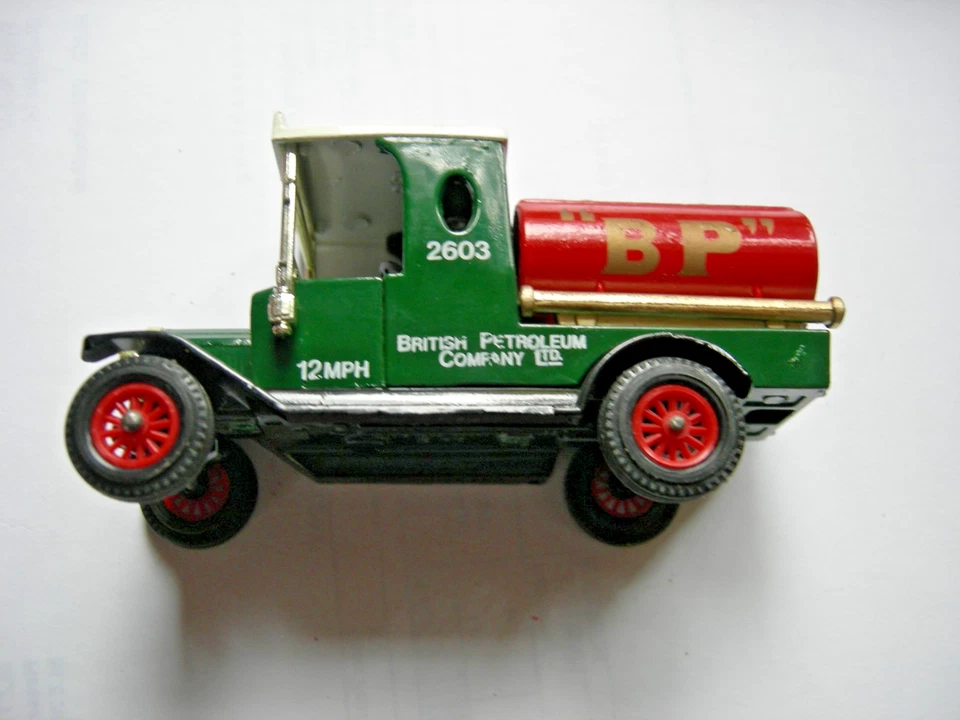 MATCHBOX MOY Y-3 1912 FORD MODEL T BP TANKER -GREEN + RED 1:43 unbespielt - Bild 2 von 4