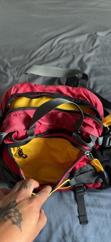 Mountainsmith Lumbar Pack TourHiking Day Fanny Bag SportsOutdoor Red Black EUC