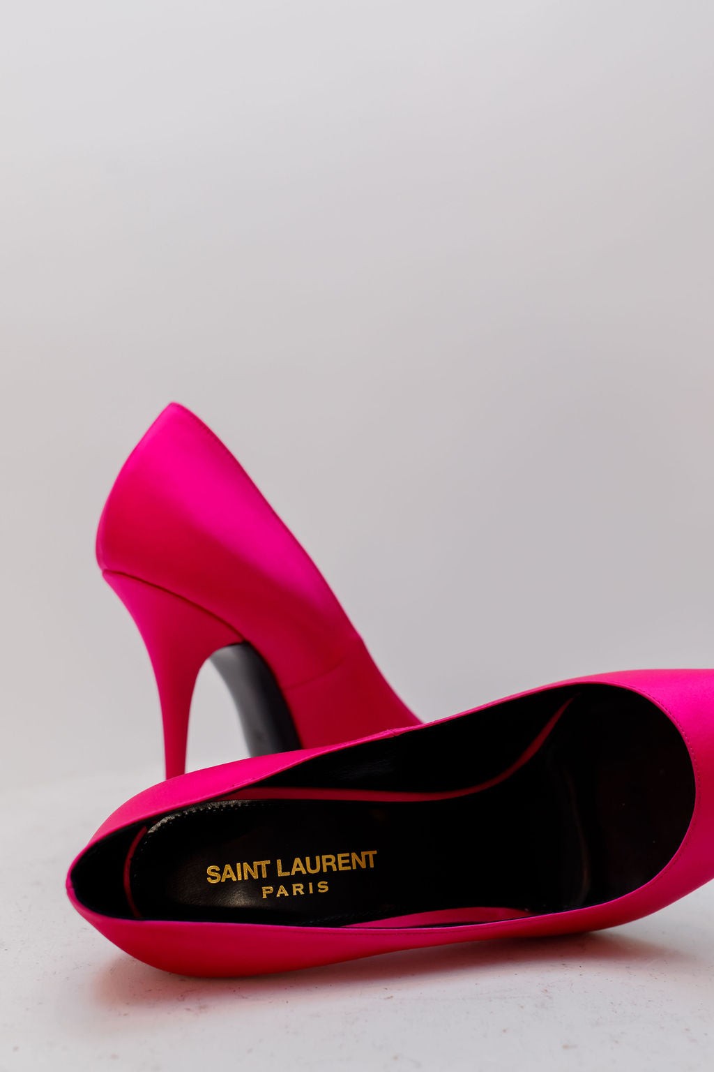 Decolte MARYLIN satinate fucsia 110 mm SAINT LAURENT taglia 38