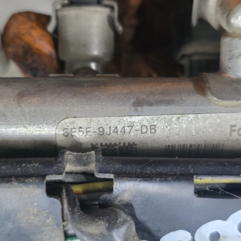 Ford Fusion Milan 2006-2009 Lincoln Zephyr 3,0 L riel de combustible con inyectores OEM Foto 3 de 3