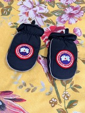 Canada Goose Mittens / Gloves Baby / Toddler - Age 1 to 2 - Black
