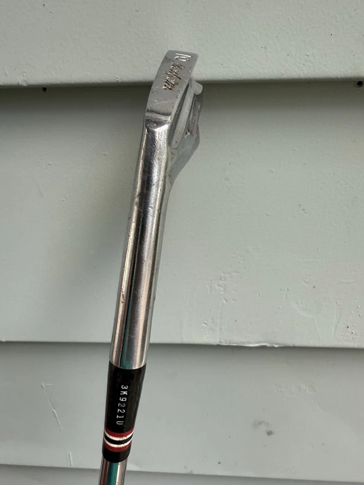 Left handed Macgregor DXLH tourney 2 iron golf club - Image 2 of 4