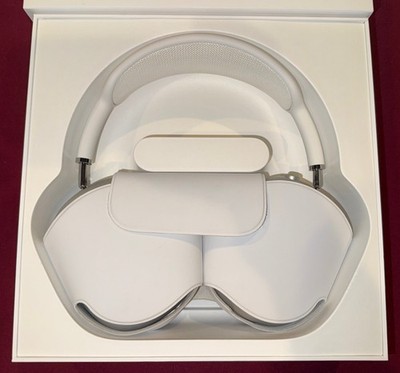 Apple AirPods Max A2096 Silver (Bluetooth) Lightning Original Box