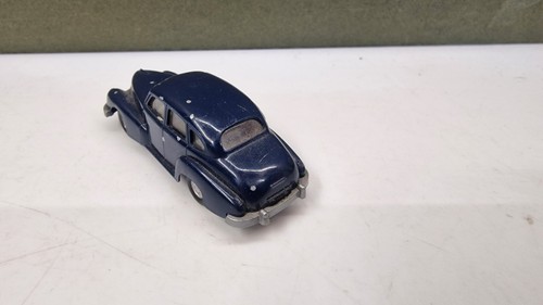 Wiking DKW F89 Green BMW 501 Red & Opel Kapitan 51 Blue 1/87 Scale HO Gauge - Picture 15 of 16