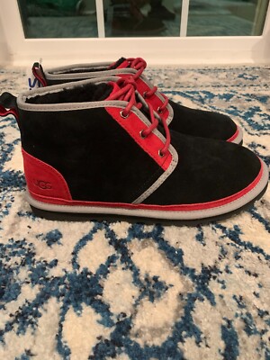 UGG Plush Neumel Suede Chukka Boots Black / Red / Grey Men's Size 9 NEW
