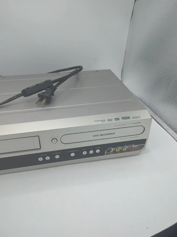 Reproductor combinado grabadora DVD/VCR Magnavox ZV450MW8 sin piezas remotas ni reparación  Foto 2 de 4