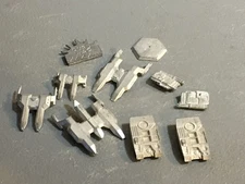 A25333 UNKNWON METAL MINIATURES AIRCRAFT SPACECRAFT FUTURISTIC SCI-FI TABLETOP