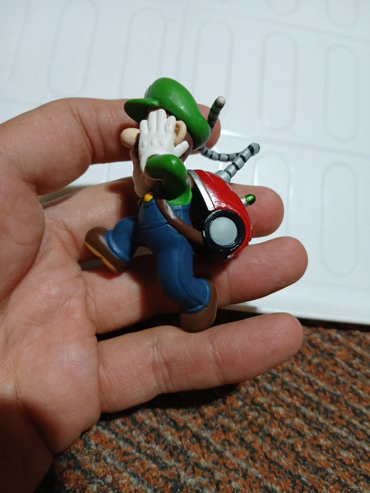 损坏无支架路易吉来自路易吉大厦 2 Medicom 超细节人偶 (UDF) — 第 3/4 张图片