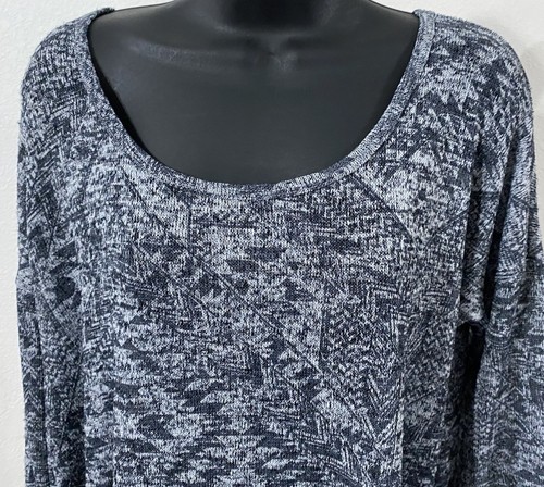 Maurices Blue Lightweight Womens Size Large Long Sleeve Sweater - Picture 2 of 10