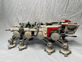 LEGO 10195 Star Wars Republic Dropship with AT-OT Walker Used 100% Complete