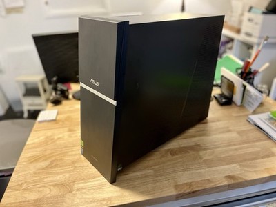 ASUS G10AJ Gaming PC