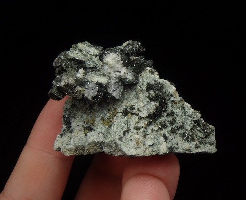 TITANITE & ADULARIA & CHLORITE - Austria ALPS - Hohe Tauern - Felbertal /pl745 - Picture 3 of 18