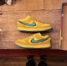 Nike SB Dunk Low Yellow Greatful Dead (Size 8)