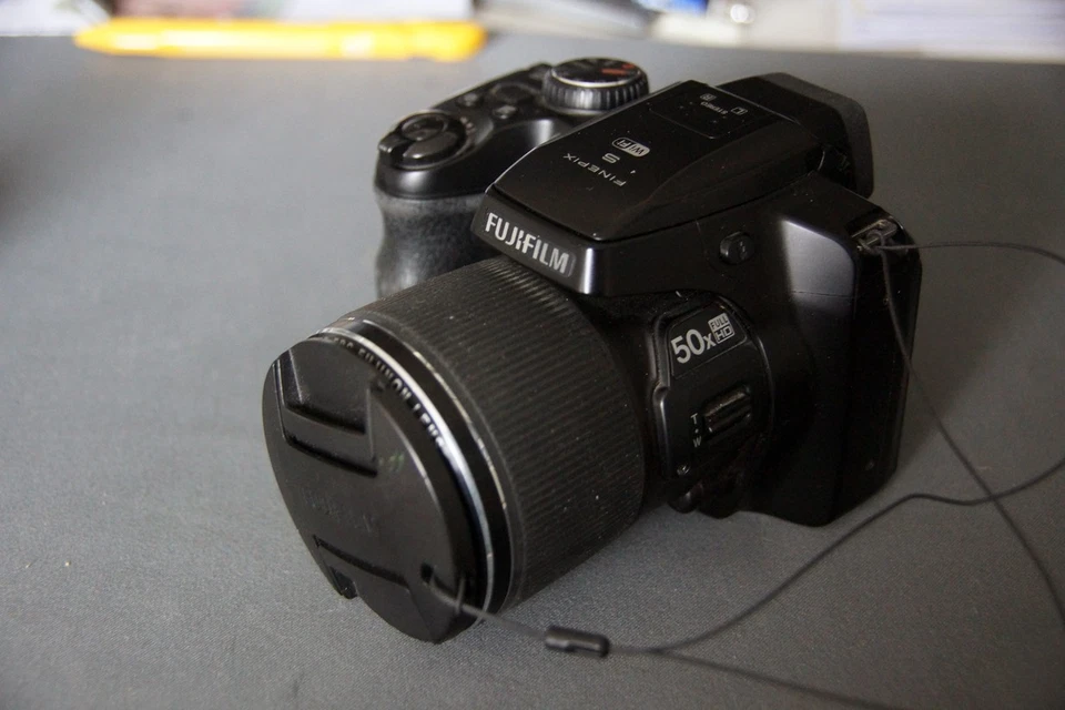 Fuji Finepix S9400W Digital Bridge Camera 16MP 50x Zoom CCD Sensor . WiFi. - Bild 3 von 4