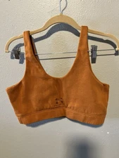 Lot Of Women’s Size Medium Clothing, Several Name Brands Included.