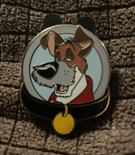 disney pin 95729 magical mystery series 5 dog collar artful Dodger oliver & co