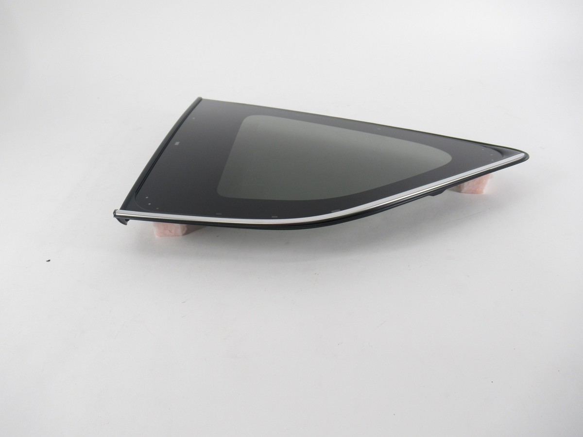 Genuine OEM Toyota 62720-0R060 Driver LH Rear Quarter Panel Glass