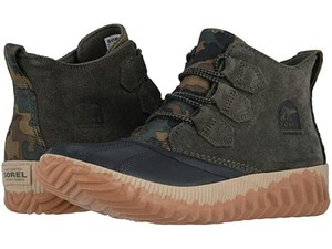 sorel camo duck boots