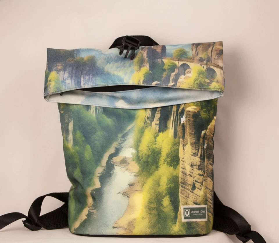 Rucksack RollTop "Bastei". Einzigartiges Design, Laptopfach – Perfektes Geschenk - Bild 3 von 4