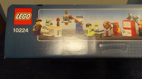 LEGO 10224 Town Hall New Sealed