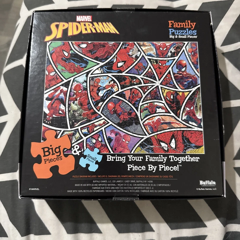 Rompecabezas Buffalo Games Web of Spider-Man 400 piezas Foto 2 de 4