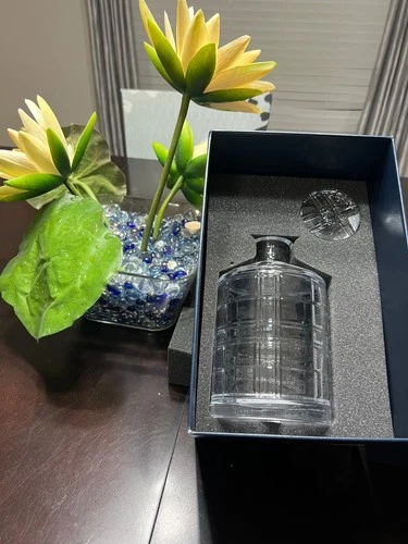 RALPH LAUREN HUDSON PLAID DECANTER GENUINe CRYSTAL ( NEW  - In Gift Box)