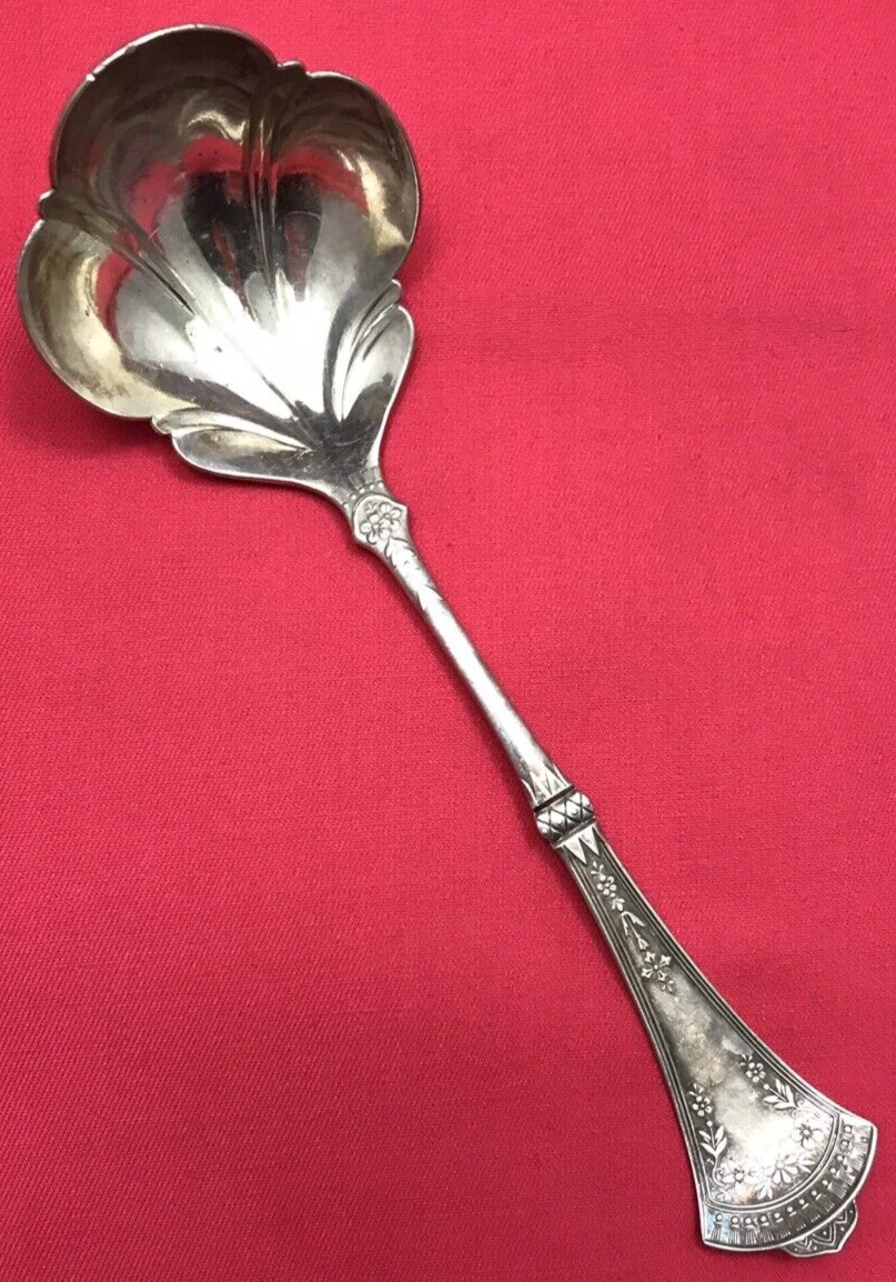 1885 CROWN Pattern Silverplated No Monogram GRAVY LADLE Rogers Bro