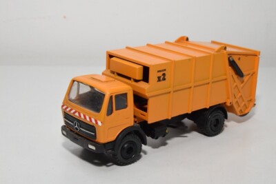 B69 1:50 CONRAD 3030 MERCEDES-BENZ HALLER X2 MÜLLWAGEN MULLWAGEN EXC. ZUSTAND.