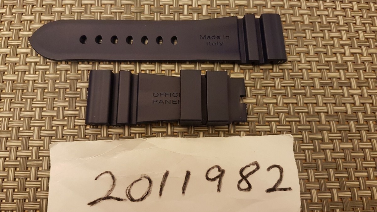 77.PANERAI用 26mm-22mm 77.PANERAI用 26mm-22mm Officine Panerai Rubber Strap