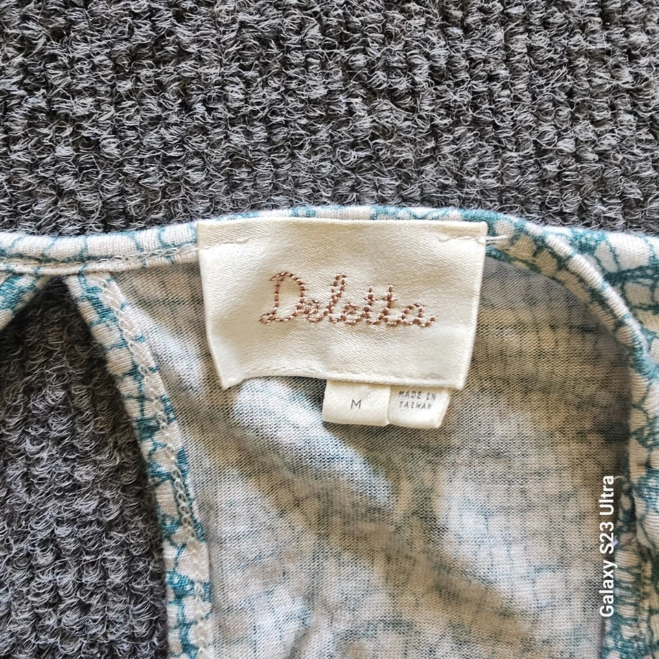 Camiseta sin mangas Deletta Anthropologie para mujer mediana azul blanco mosaico corbata elástica informal Foto 3 de 4