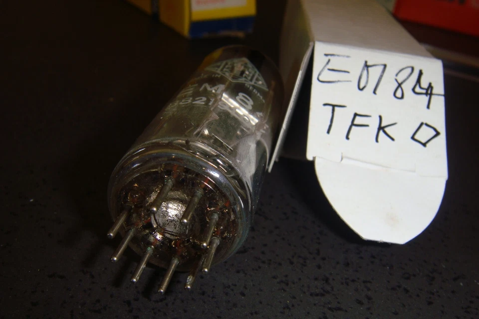 EM84 TELEFUNKEN      NOS METRIX U61B - Photo 3/3