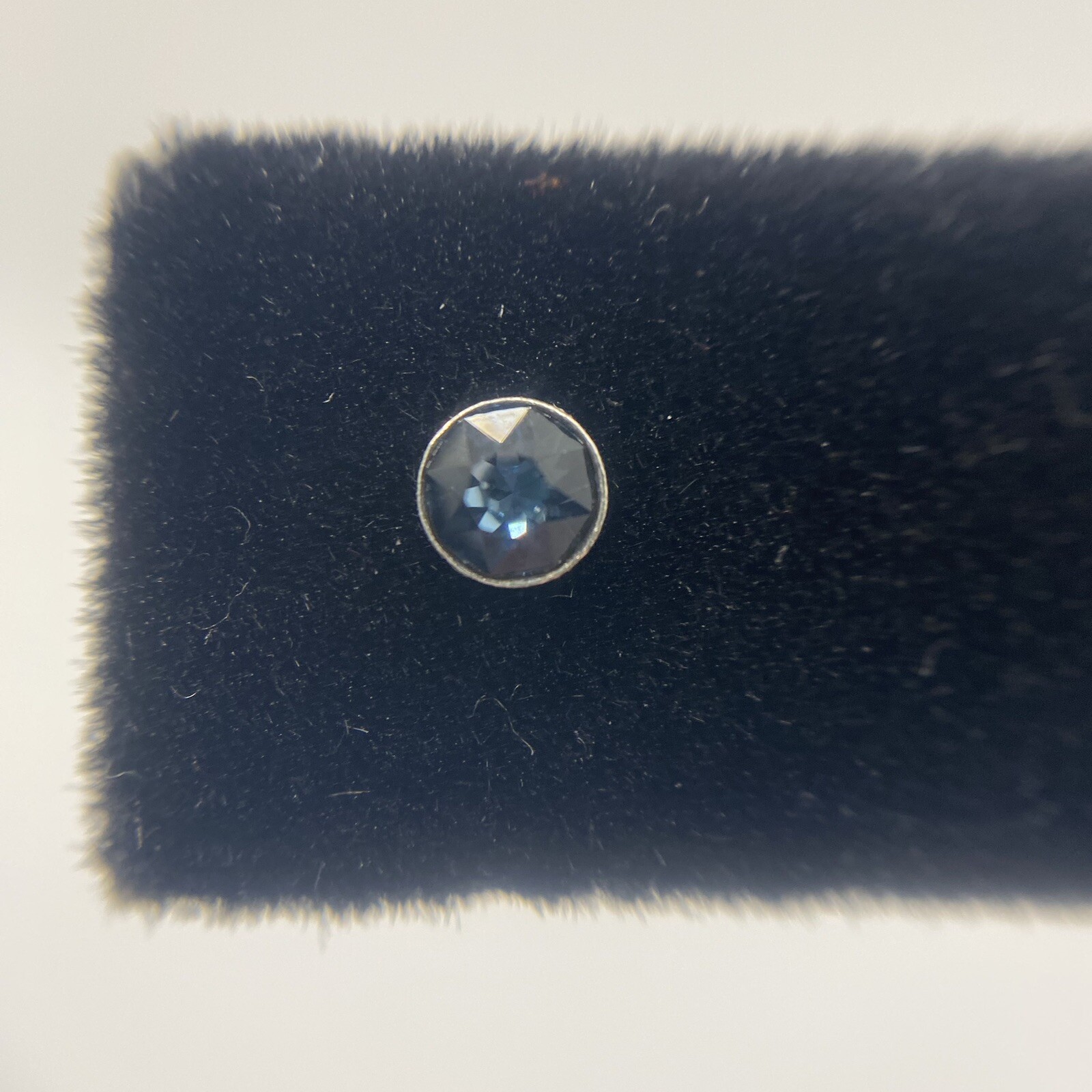 925 Sterling Silver Stud Earring with 3mm round Made with Swarovski Crystal Blue