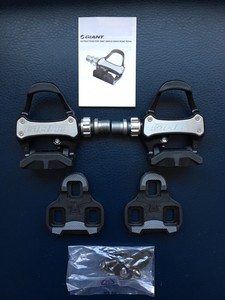 giant road elite clipless pedals