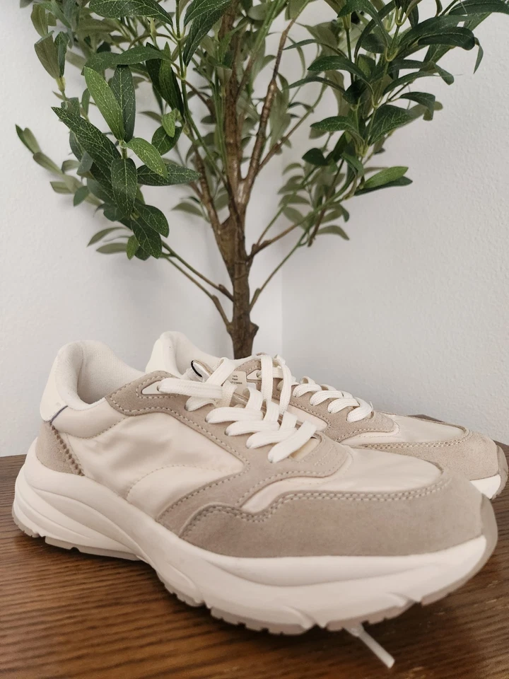 Zapatillas MANGO Panel Cuero - Talla 7 Para Mujer - Nuevas con Etiquetas Foto 2 de 4