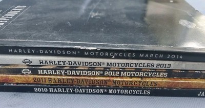 READ) Harley Davidson 2010 2011 2012 2013 2014 Motorcycles Sales Brochures 9''X7''