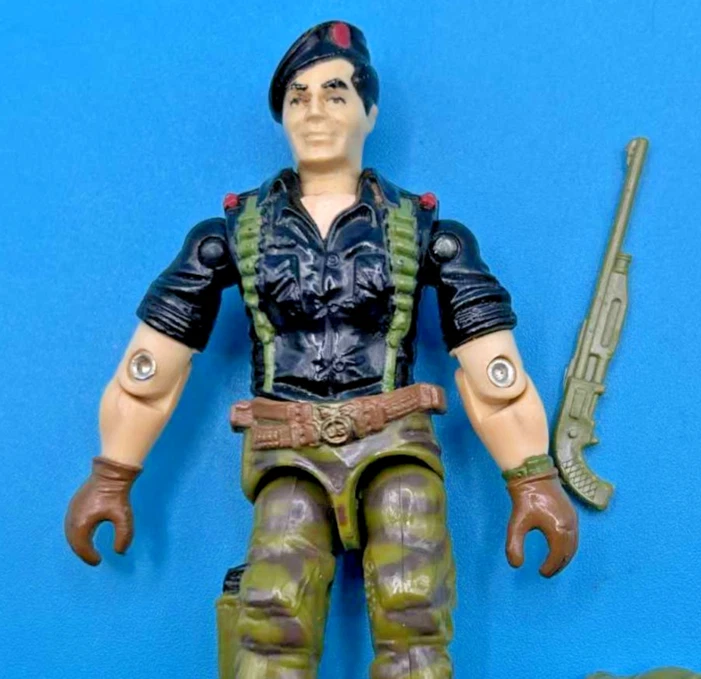 Boneco de ação vintage GI Joe Flint V1 pistola completa espingarda 1985 Hasbro ARAH - Imagem 2 de 3